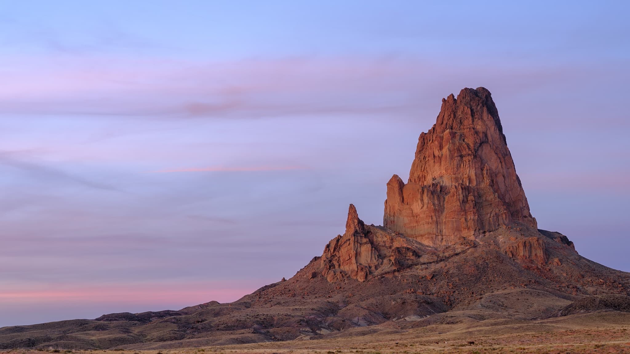 Agathla Peak near Monument Valley, northern Arizona, at the close of a clear fall day. Photograph by Marty Quinn